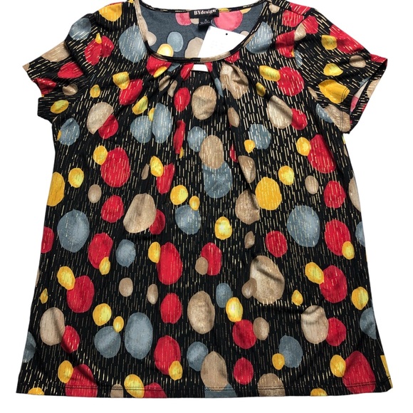 NWT Women’s MEDIUM Knit Top Short Sleeve Black Red Metallic Gold Pullover Blouse - Picture 1 of 7